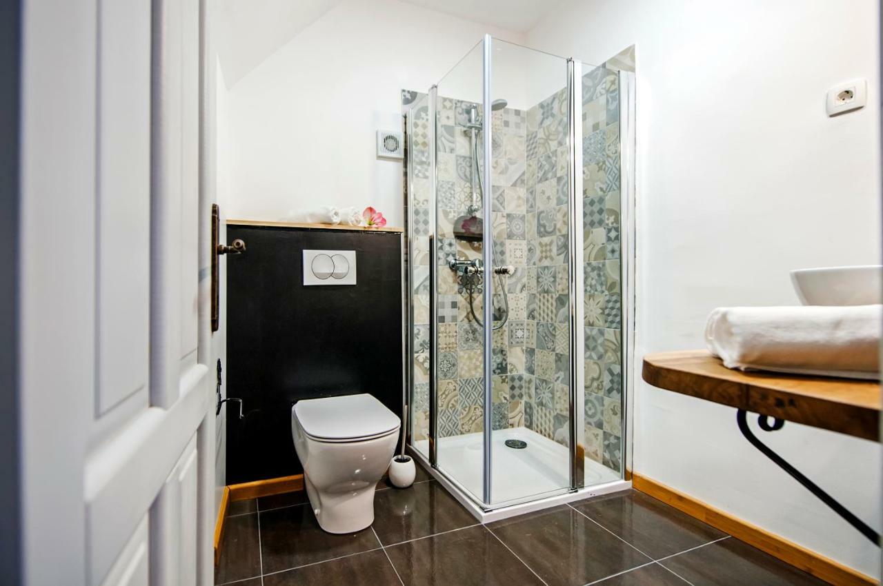 Casa Mulino Apartment Ровин Екстериор снимка