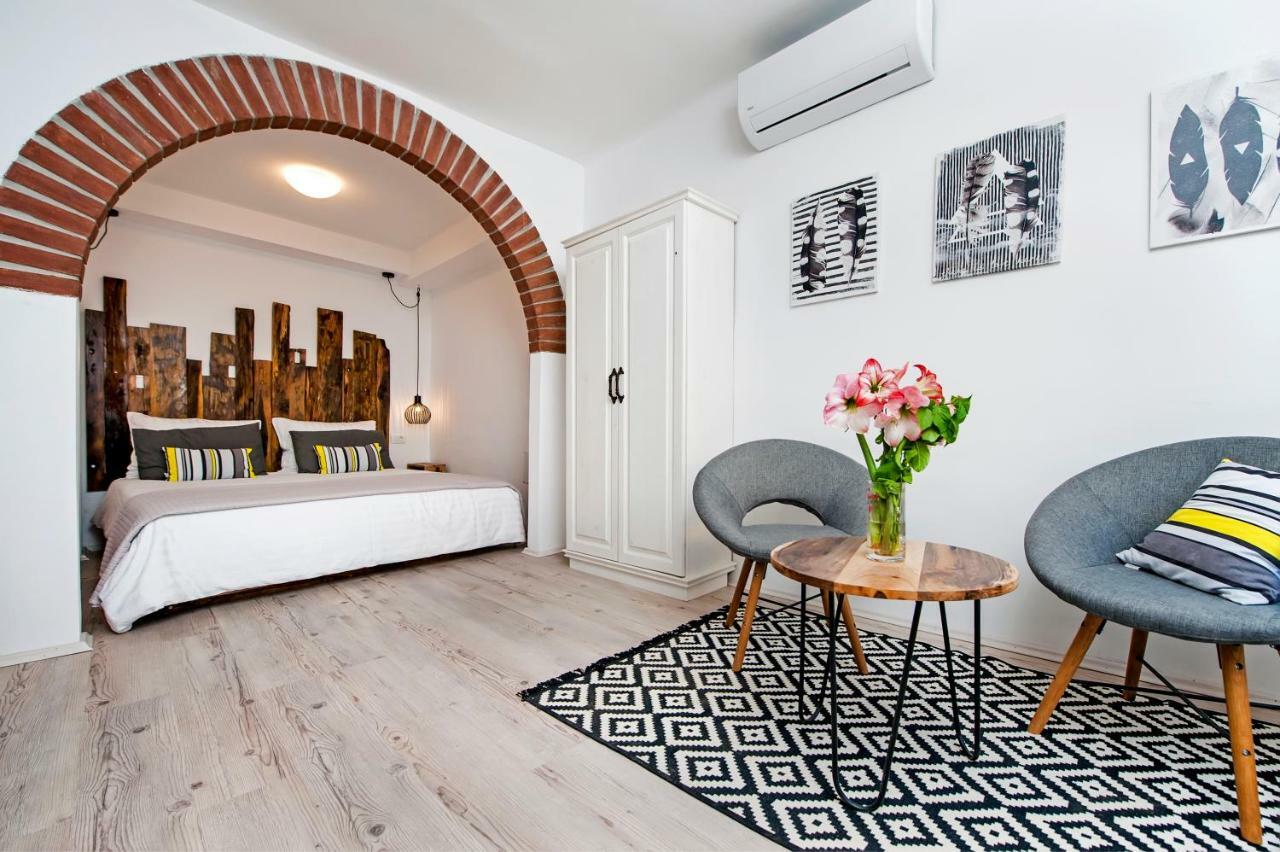 Casa Mulino Apartment Ровин Екстериор снимка