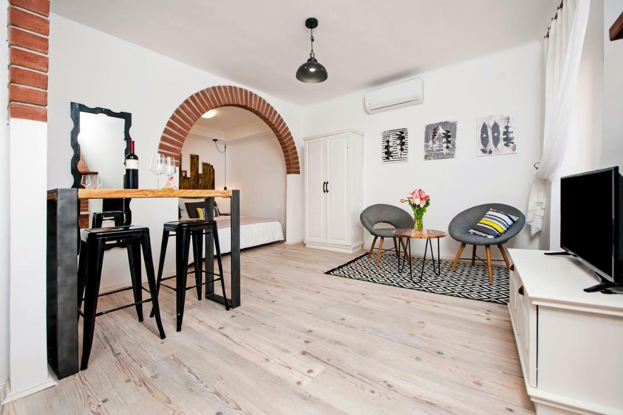 Casa Mulino Apartment Ровин Екстериор снимка