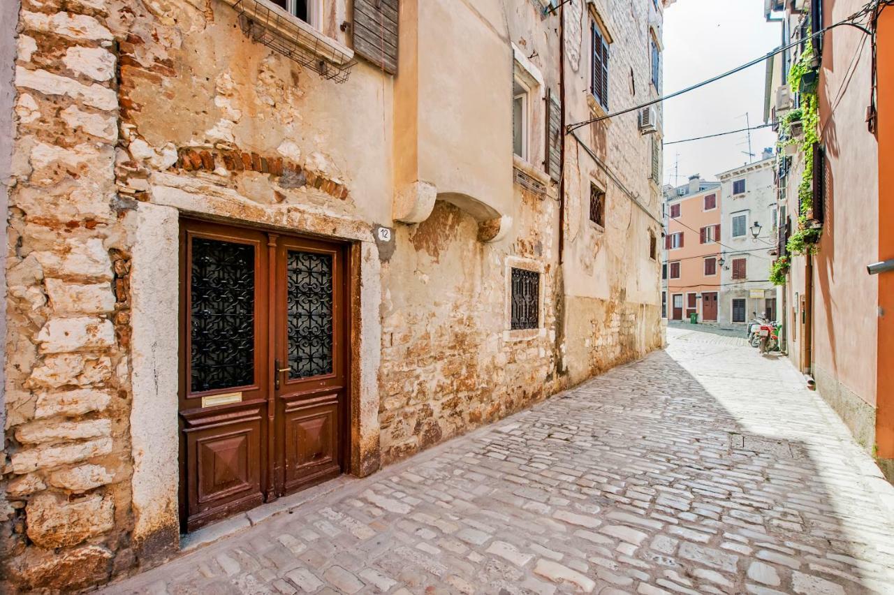 Casa Mulino Apartment Ровин Екстериор снимка