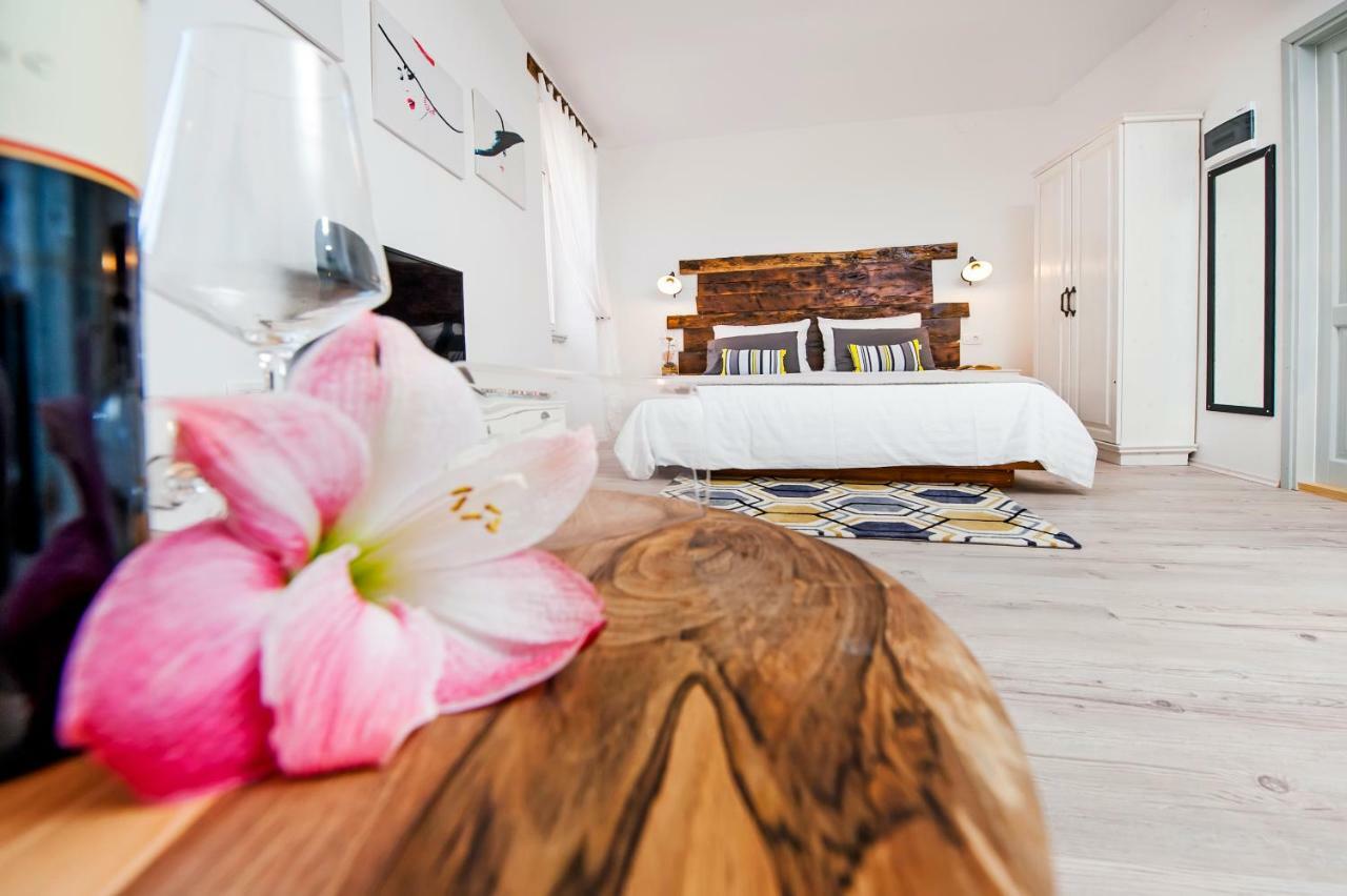 Casa Mulino Apartment Ровин Екстериор снимка