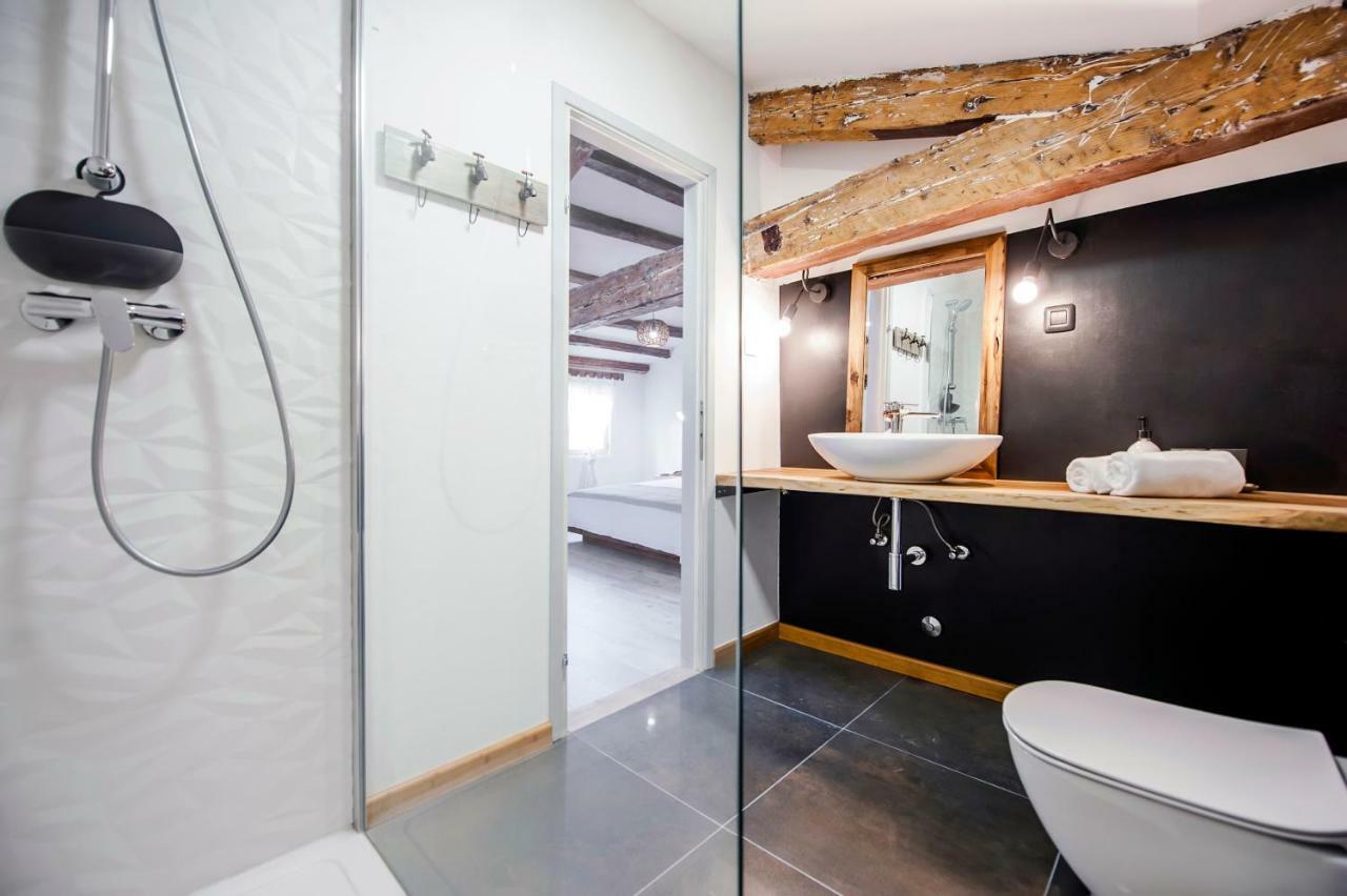 Casa Mulino Apartment Ровин Екстериор снимка